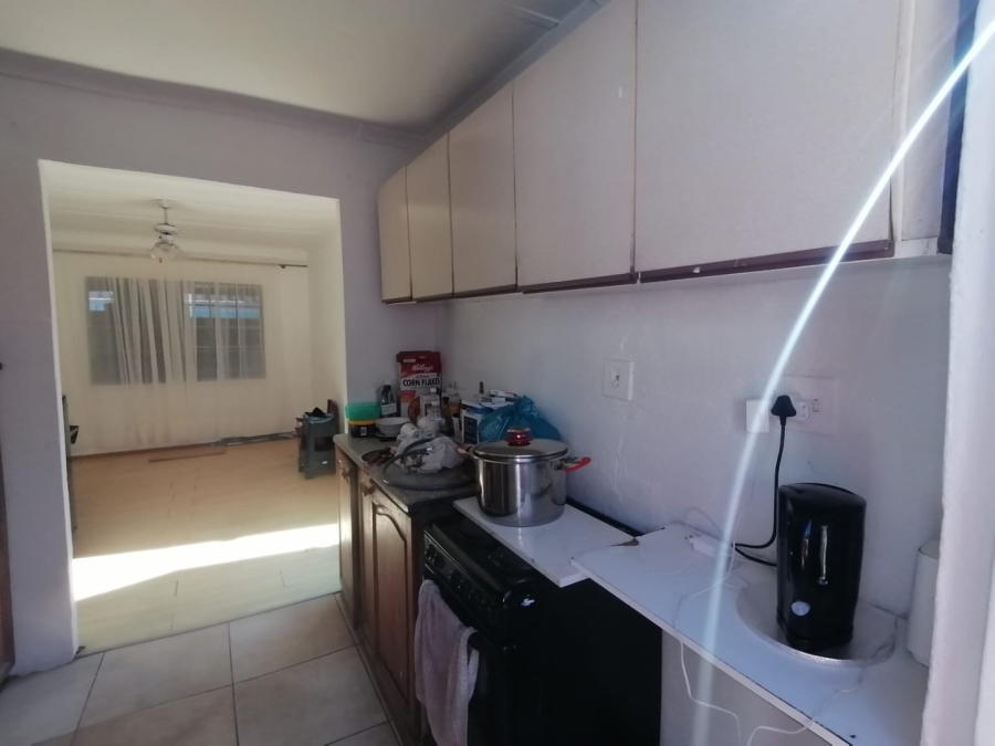  Bedroom Property for Sale in Eastridge Western Cape